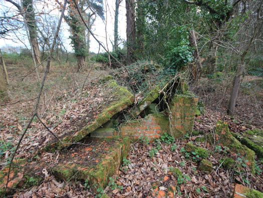 RAF Warmwell communal sites too the south.