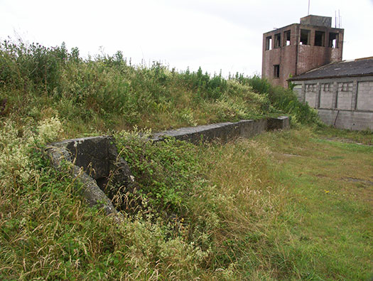 RNAS St Merryn, HMS Vulture
