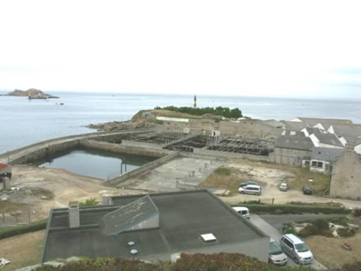 Mo94 Roscoff pointe de Bloscan.