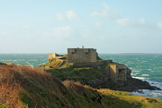 Defenses of the Pointe