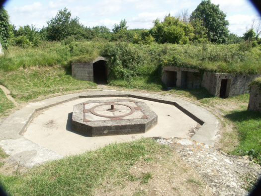 Vill013 Benerville, H.K.B.  Canisy 
  Batterie 2./H.K.A.A. 1255