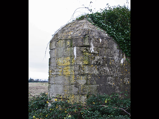 StP84 Maisy -  Batterie 'Brasilia', La Martinére
  Part 1