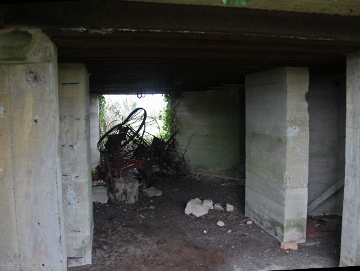 StP84 Maisy -  Batterie 'Brasilia', La Martinére
  Part 1