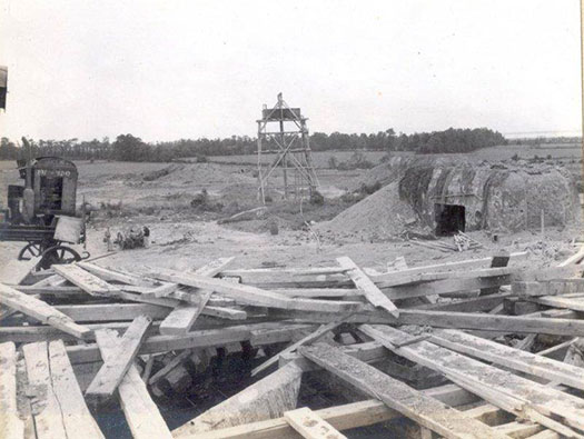 StP84 Maisy -  Batterie 'Brasilia', La Martinére
  Part 1
