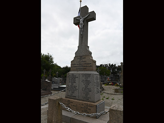 CWGC Church of Saint-Germain-sur-Ay