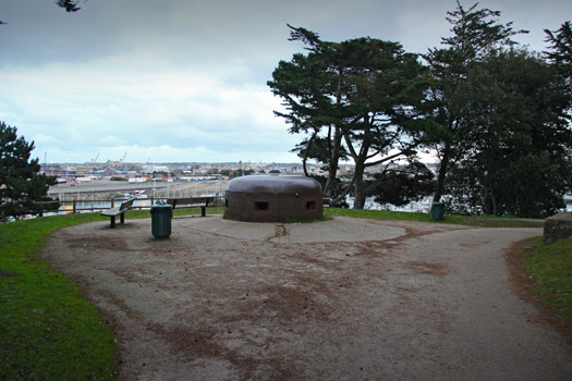 Ra230 Fort de la Cite d'Aleth. Outside the wall.