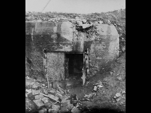 Ra230 Fort de la Cite d'Aleth.  Outside the wall.