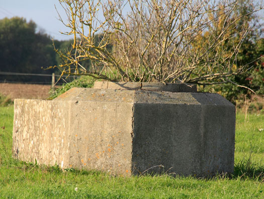 StP Douvres I “Distelfink” radar  outer defence