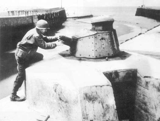 Grandcamp harbour defence