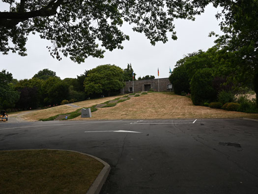 German cemetery Mont-de Huisnes