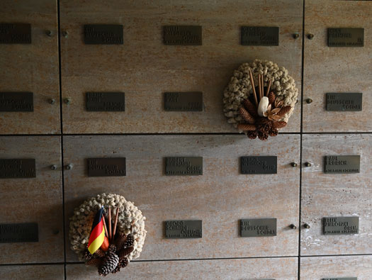 German cemetery Mont-de Huisnes