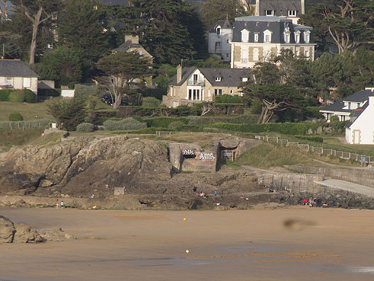 Ra143 Plage de Longchamp est