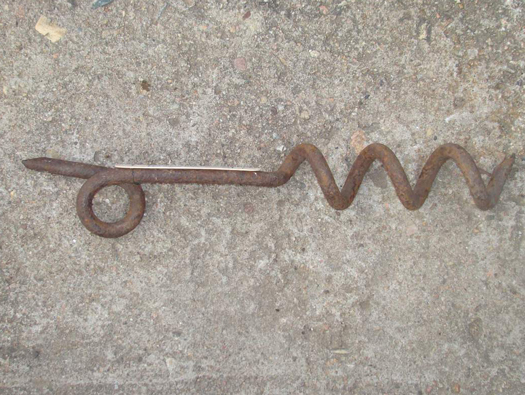A German WW1 screw picket, so many of these were retrieved from the WW1 battlefield and re used.