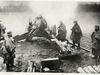 12.2cm K.390/1(r) guns firing.