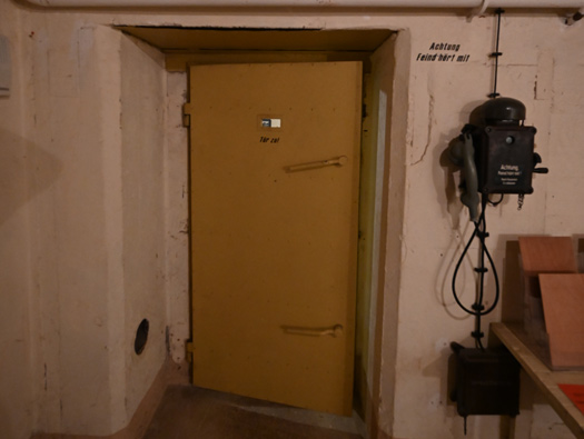 Wn17 de Colleville ("Hohe 61") [Hillman],
R806/SK Command Bunker