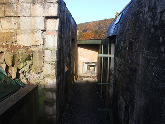 Wn17 de Colleville ("Hohe 61") [Hillman],
R806/SK Command Bunker