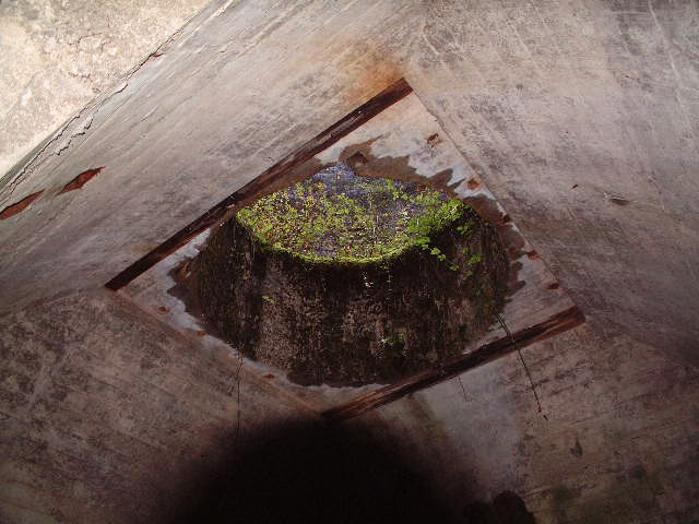Castel Vendon,  Batterie Française Tourville, (Souterrain).