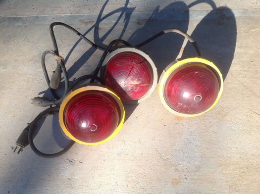 Red obstruction lights.