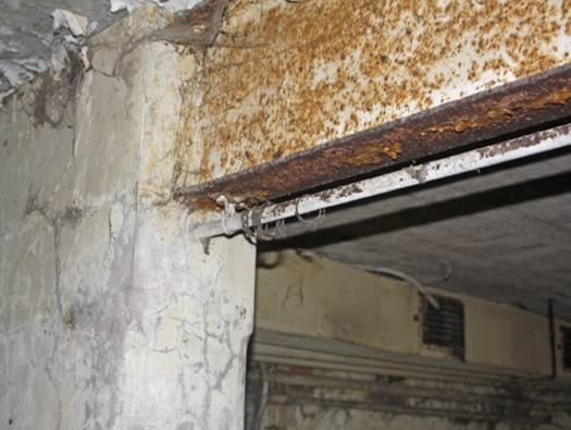 Decontamination Centre: Bleaching Room