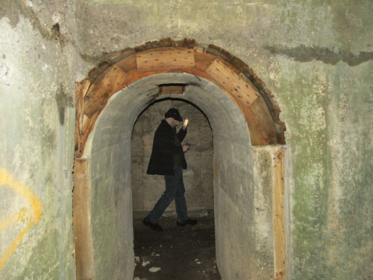 Castel Vendon,  Batterie Française Tourville, (Souterrain).