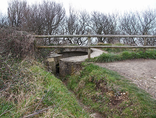 Wn48 Longues-sur-Mer M.K.B.
