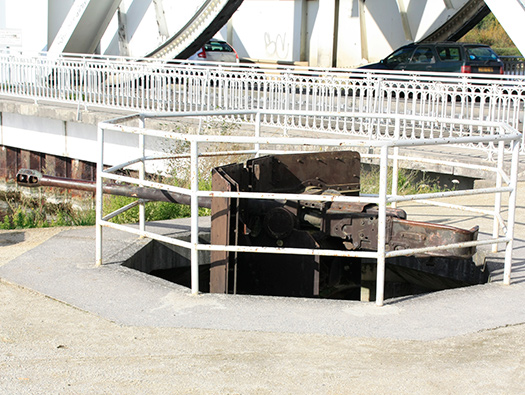 Wn13 Pont sur le Canal