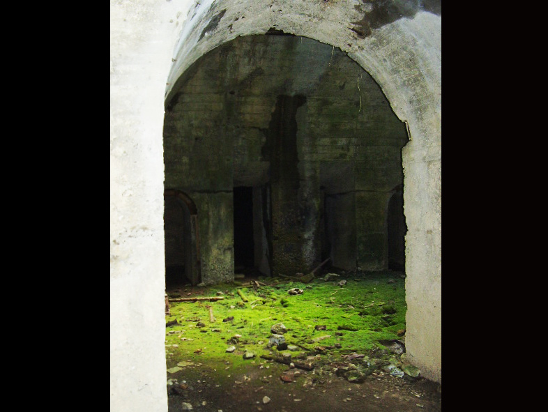 Castel Vendon,  Batterie Française Tourville, (Souterrain).