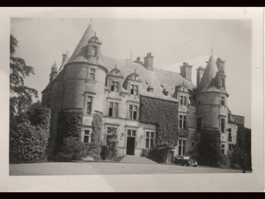 Wn248 Château de Tourlaville
  
  Stab 
  Marine-Artillerie-Abteilung 260