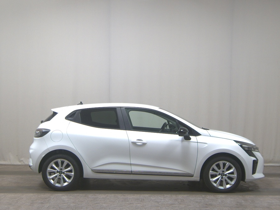 Renault  Clio (2024)