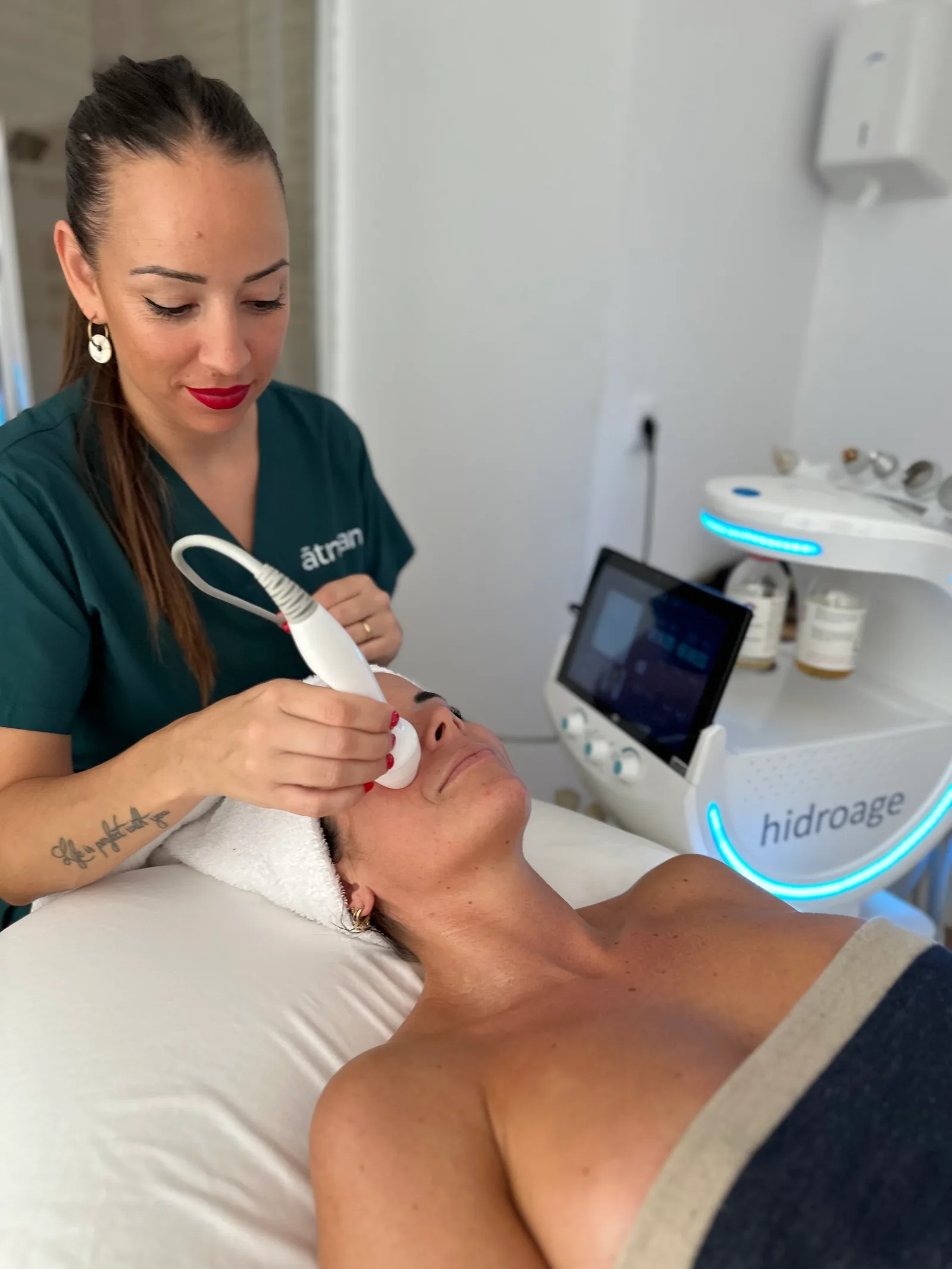 Higiene Facial Hidro-age Aparatologia