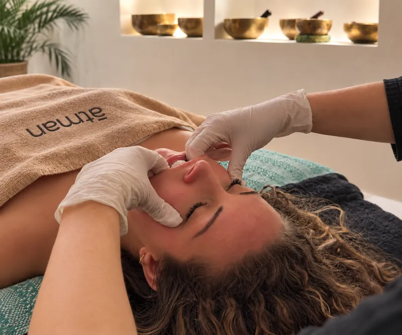 Facial Amrita Intrabucal en Atman Beauty, Gavà