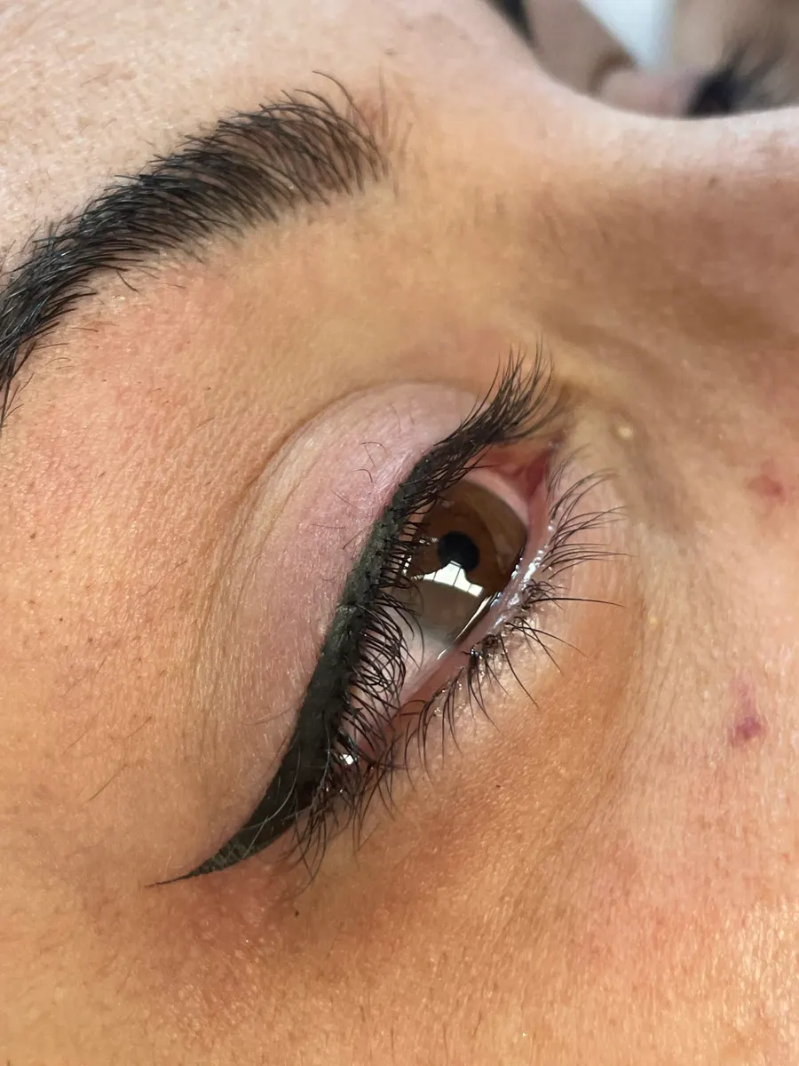 OJOS EYELINER