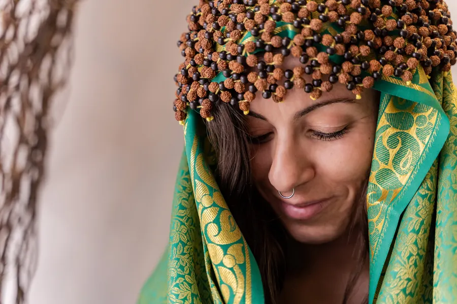MASAJE AYURVEDA MASTAKA