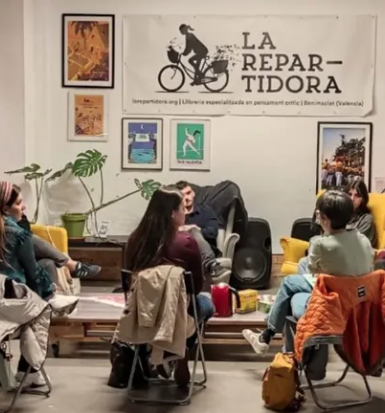 Presentació de «Todas las ciudades están poseídas» a La Repartidora