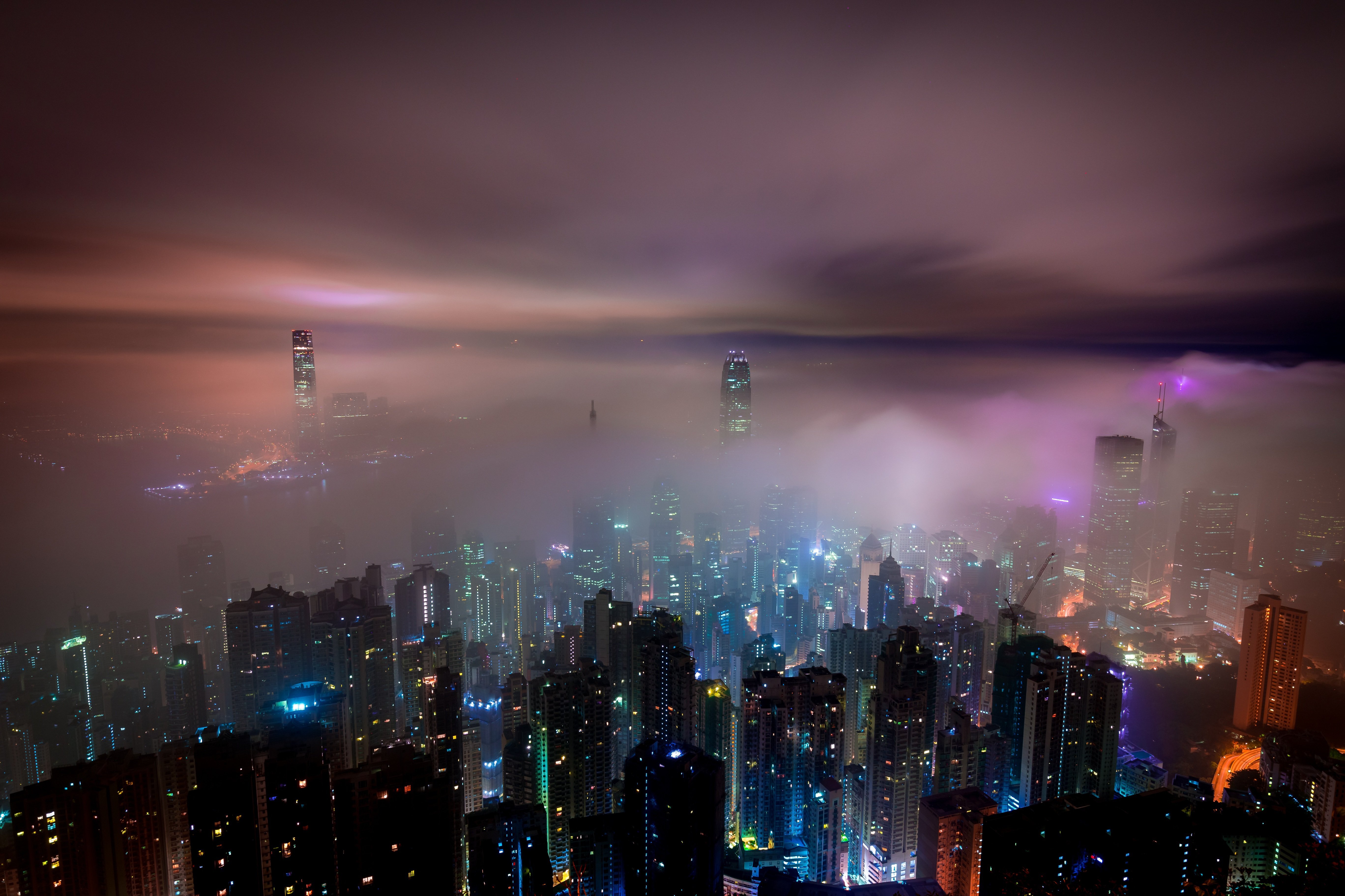 carloyuen-clouds-2517653.jpg