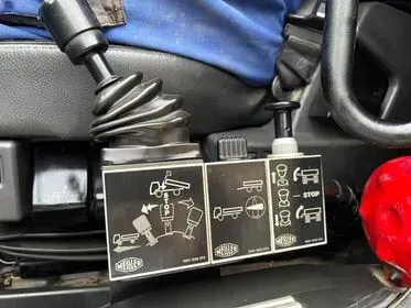 SCANIA P420 / 2006 / 228 700 km (14)