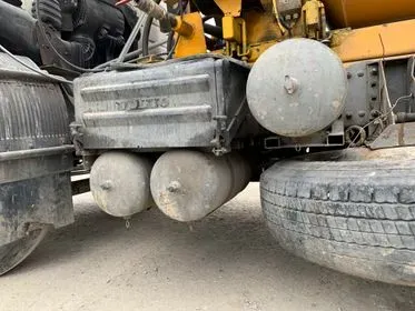 Volvo FM7 Concrete mix / 1999/ 311 419 km / Euro 3  (117)