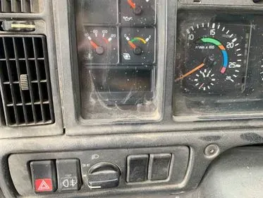 Volvo FM7 Concrete mix / 1999/ 311 419 km / Euro 3  (24)