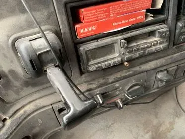 Volvo FM7 Concrete mix / 1999/ 311 419 km / Euro 3  (31)