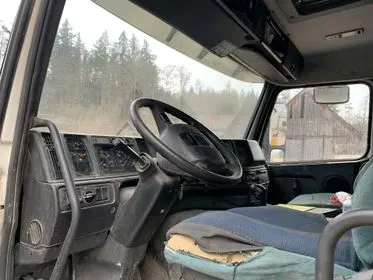 Volvo FM7 Concrete mix / 1999/ 311 419 km / Euro 3  (41)