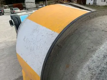 Volvo FM7 Concrete mix / 1999/ 311 419 km / Euro 3  (55)