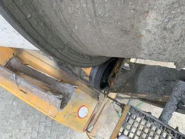 Volvo FM7 Concrete mix / 1999/ 311 419 km / Euro 3  (56)