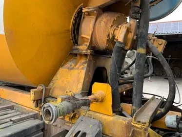 Volvo FM7 Concrete mix / 1999/ 311 419 km / Euro 3  (100)