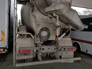 RENAULT KERAX R / 2003 / 396 500 km (6)