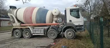 RENAULT KERAX R / 2003 / 396 500 km (2)