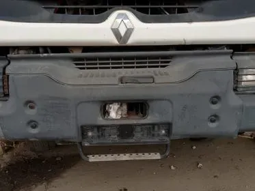 RENAULT KERAX R / 2003 / 396 500 km (4)