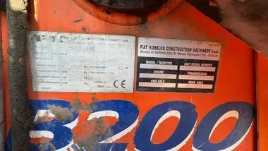 Fiat Kobelco B 200/ 2004/ 17 831 mth  (14)