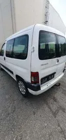Peugeot Partner  1,6 HDI / 2007 / 313 710 km (6)