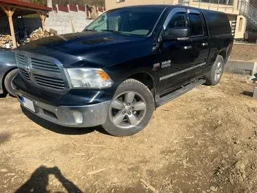 DODGE RAM 1500 / 2015 / 325 000 km (1)