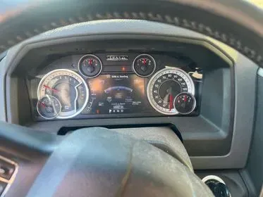 DODGE RAM 1500 / 2015 / 325 000 km (8)